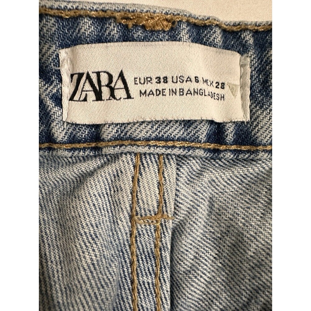 Zara Women’s Size 6 Straight Leg High Rise Light Wash Distressed Denim Jeans - Picture 3 of 12